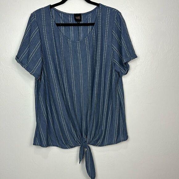 W5 Denim Blue Dot Stripe Short Sleeve Tie Front Top Size 2X - Picture 1 of 7